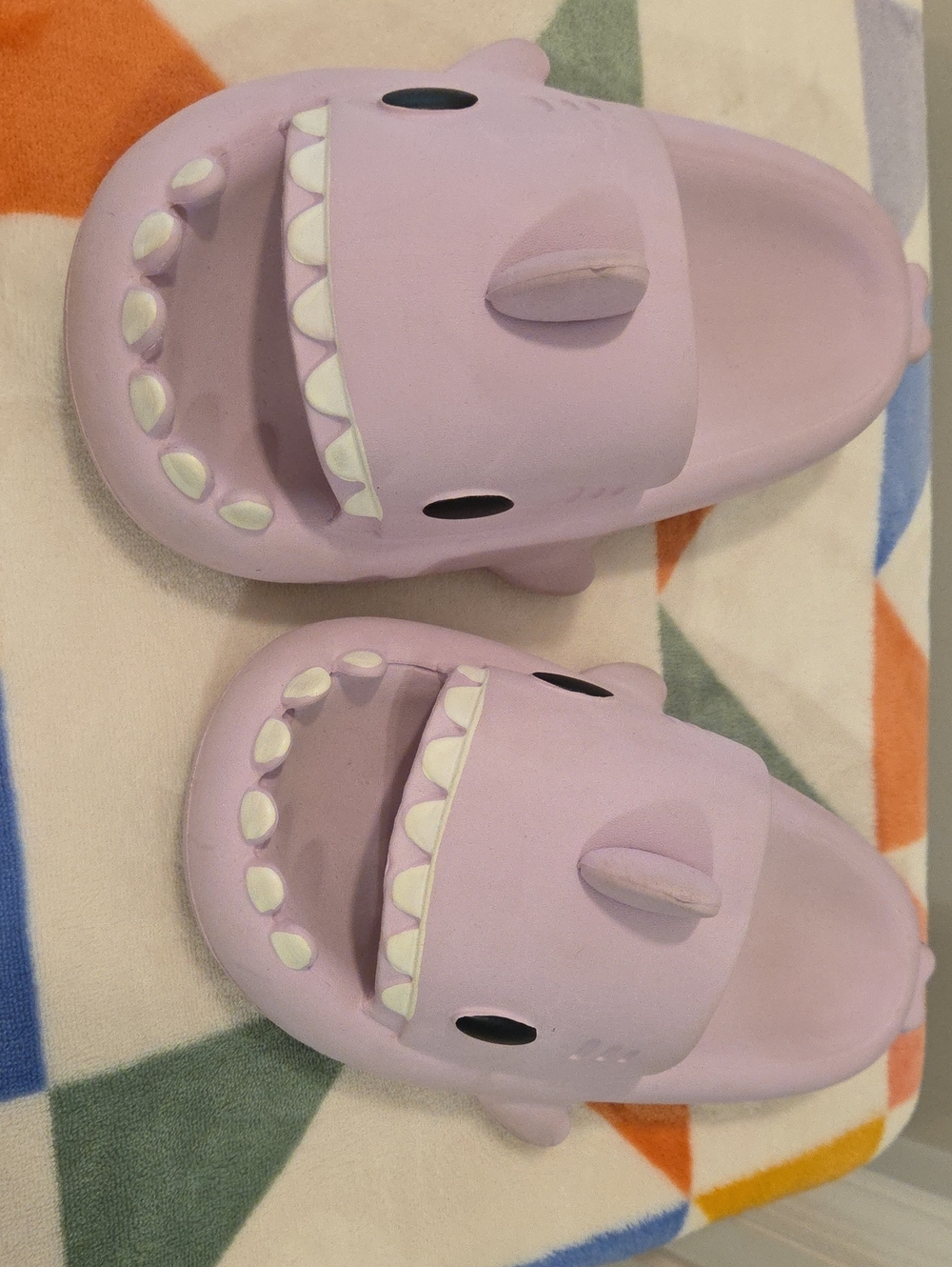 Womens Lavendar Shark And Bubble Slides Lot Of 2